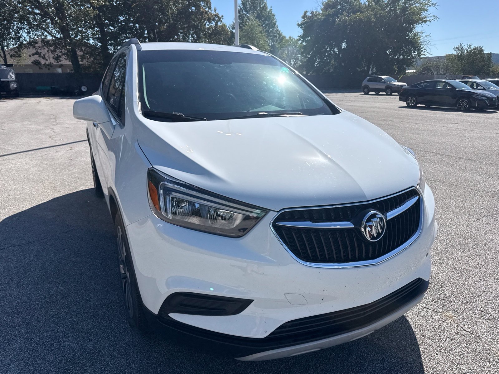 Used 2022 Buick Encore Preferred w/ Safety Package FWD image 2