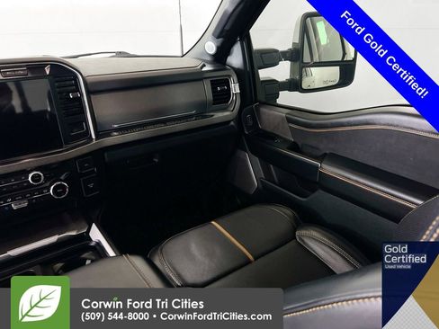Certified 2024 Ford F350 Platinum w/ FX4 Off-Road Package image 27