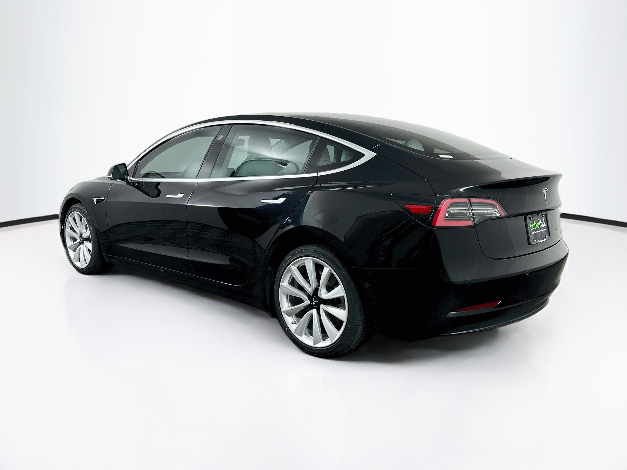 Used 2018 Tesla Model 3 Long Range AWD/4WD image 5
