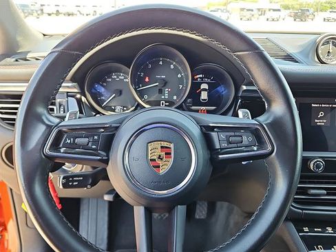 Used 2022 Porsche Macan AWD/4WD image 15