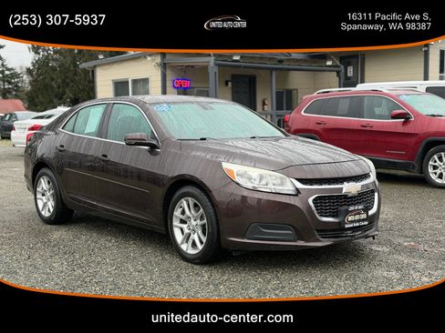Used 2015 Chevrolet Malibu LT w/ Power Convenience Package image 5