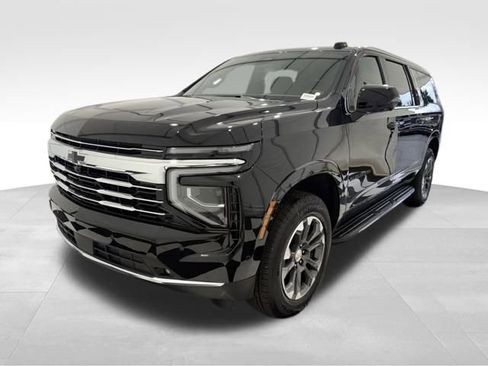 New 2026 Chevrolet Suburban LT w/ Comfort Package image 1