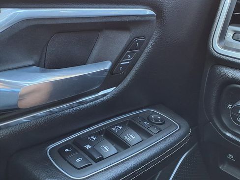 Used 2023 RAM 1500 Laramie image 39