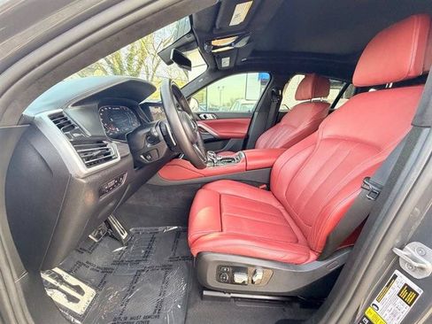 Used 2022 BMW X6 M50i w/ Executive Package AWD/4WD image 14