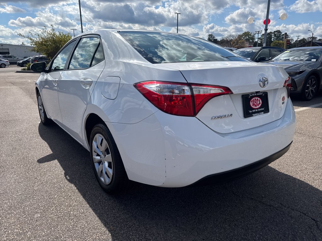Used 2016 Toyota Corolla LE FWD image 5