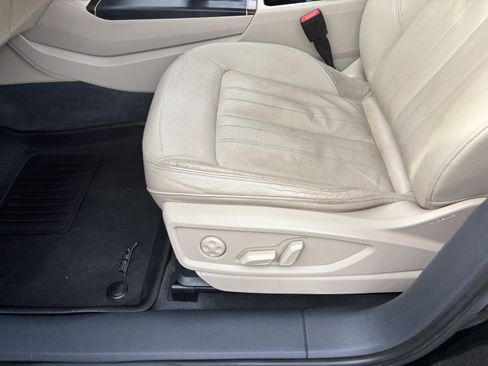 Used 2018 Audi Q5 2.0T Premium w/ Convenience Package image 19