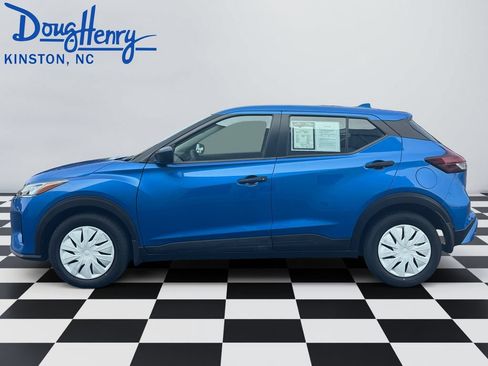 Used 2024 Nissan Kicks S FWD image 2