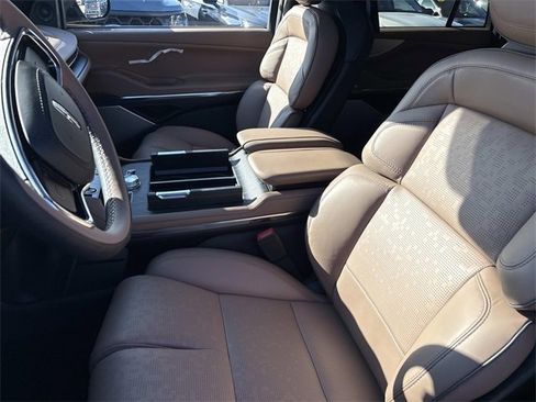 New 2026 Lincoln Navigator L Black Label image 23