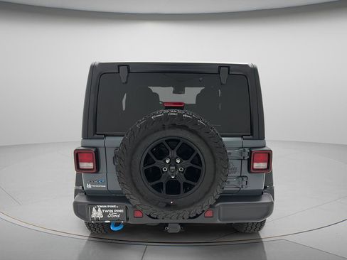 Used 2024 Jeep Wrangler Unlimited AWD/4WD image 5