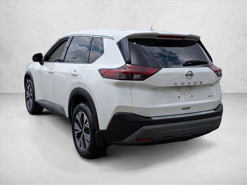 Used 2021 Nissan Rogue SV FWD image 7