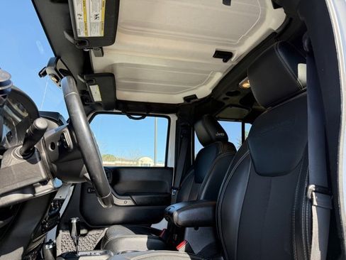 Used 2018 Jeep Wrangler Unlimited Willys Wheeler image 28