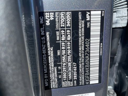 Used 2022 Mercedes-Benz GLE 350 4MATIC w/ Premium Package image 38