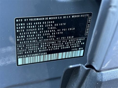 Certified 2022 Volkswagen Taos SEL image 36