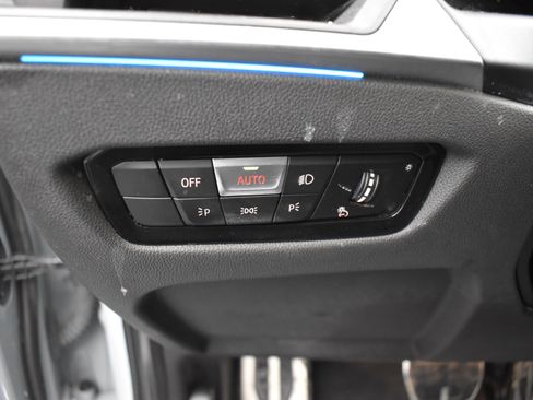 Used 2023 BMW 330i xDrive 330i xDrive w/ M Sport Package image 15