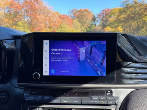 Used 2025 Toyota Camry LE image 21