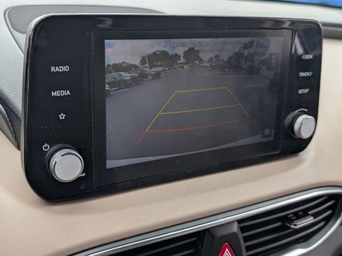Used 2022 Hyundai Santa Fe SE image 19