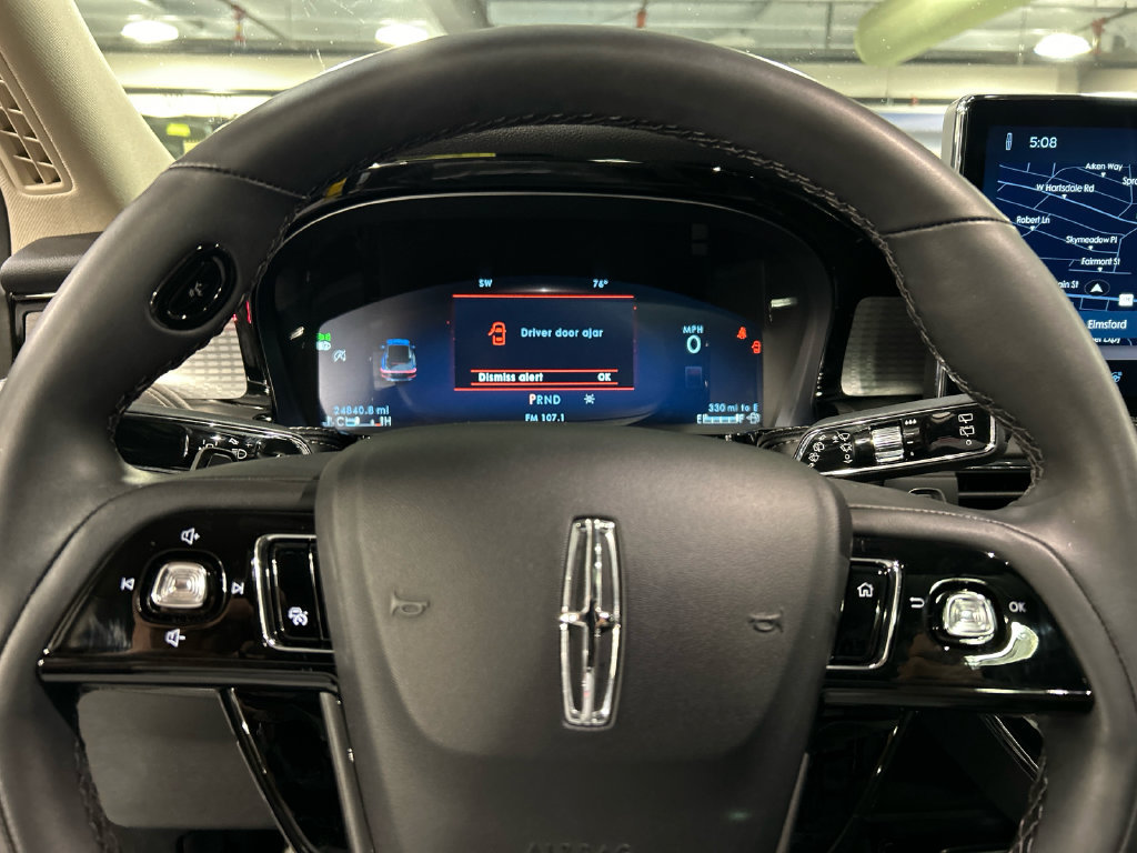 Used 2023 Lincoln Corsair AWD w/ Equipment Group 101A image 11