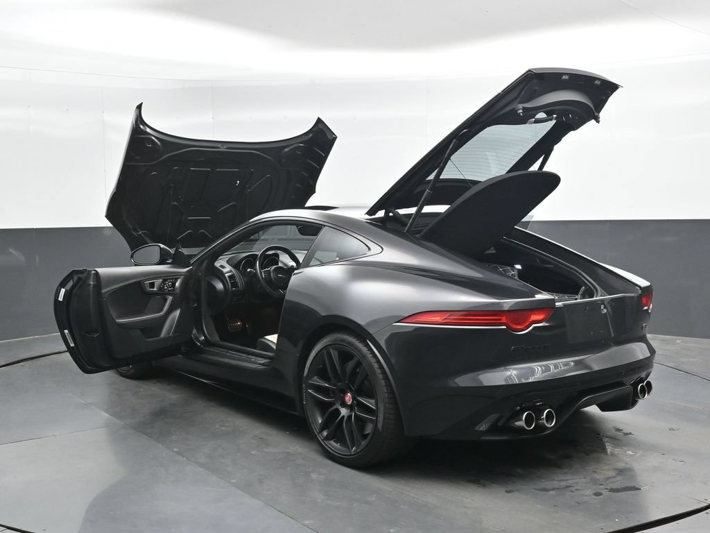 Used 2015 Jaguar F-TYPE R RWD image 43