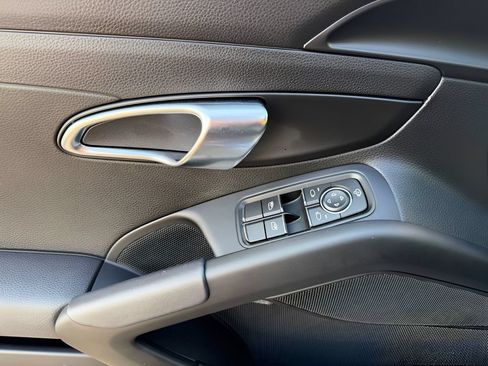 Certified 2024 Porsche 718 Cayman RWD image 12