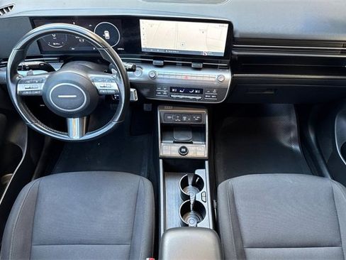 Used 2024 Hyundai Kona SEL w/ Convenience Package image 18