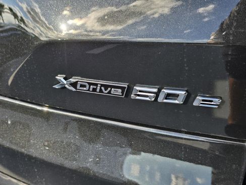 New 2026 BMW X5 xDrive50e w/ M Sport Package image 3