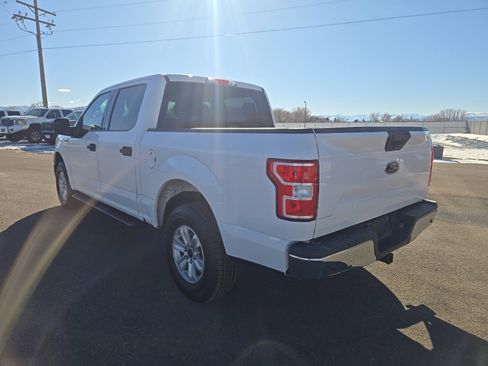 Used 2018 Ford F150 XLT w/ Equipment Group 301A Mid image 5