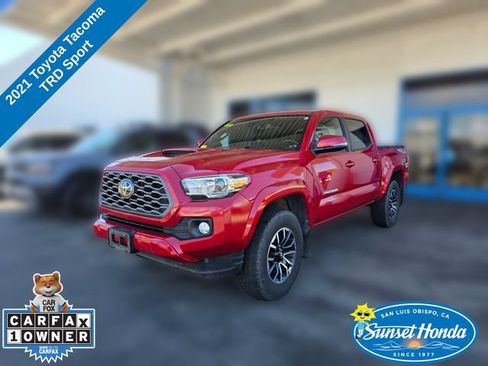 Used 2021 Toyota Tacoma TRD Sport w/ Technology Package AWD/4WD image 1