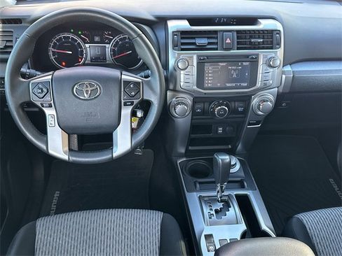 Used 2016 Toyota 4Runner SR5 image 22