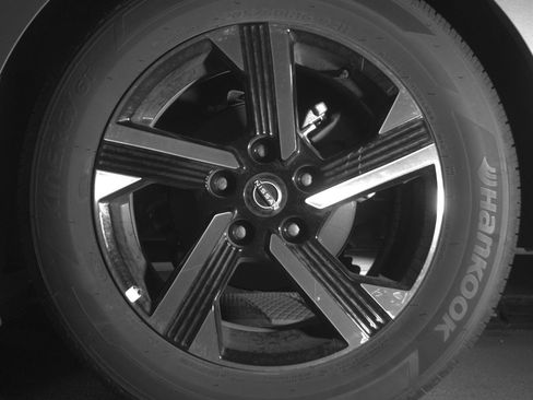 Used 2025 Nissan Sentra SV image 14