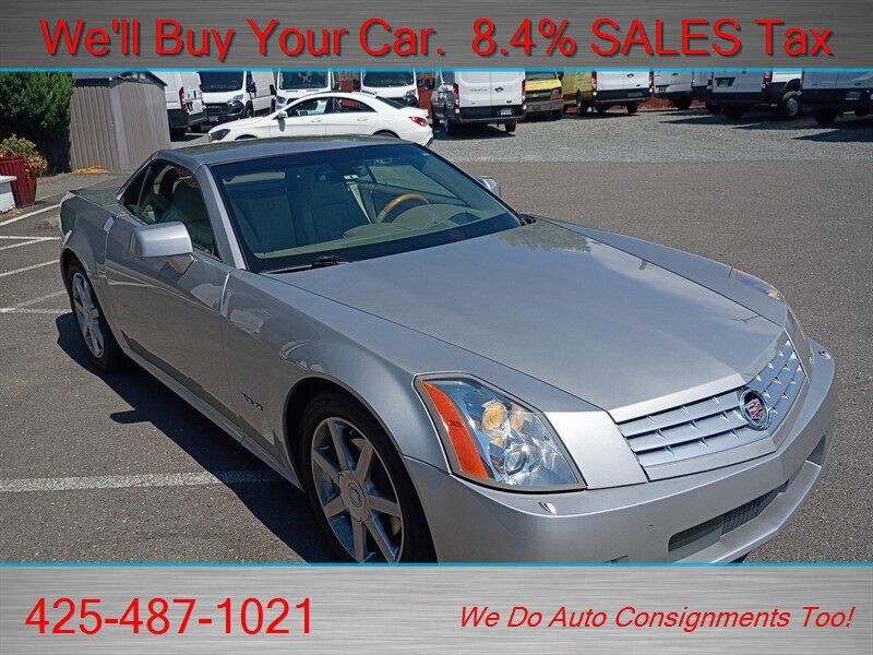 Used 2005 Cadillac XLR RWD image 11