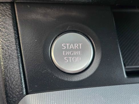 Used 2025 Audi Q5 2.0T Premium image 34