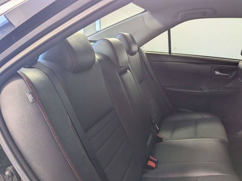 Used 2016 Toyota Camry SE FWD image 23