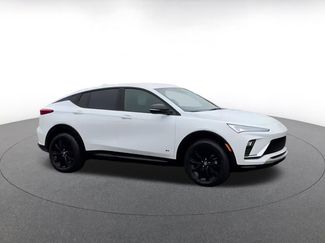 Used 2025 Buick Envista Sport Touring video 2