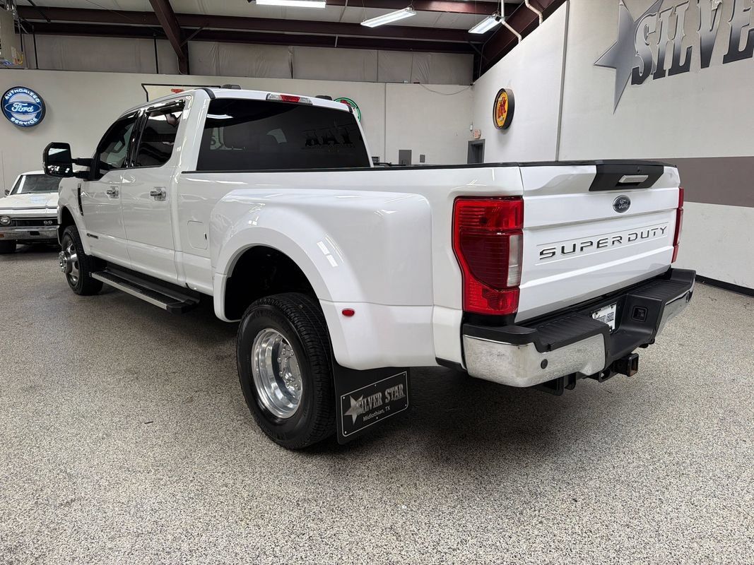 Used 2022 Ford F350 XLT w/ XLT Premium Package AWD/4WD image 5