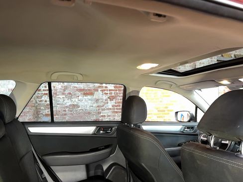 Used 2017 Subaru Outback 2.5i Premium image 84