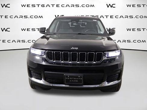 Used 2022 Jeep Grand Cherokee L Laredo w/ Luxury Tech Group I AWD/4WD image 2