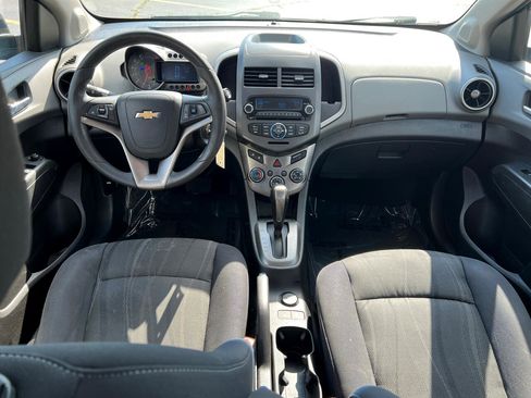 Used 2012 Chevrolet Sonic LT image 29