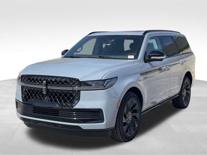 New 2026 Lincoln Navigator Reserve w/ Jet Appearance Package