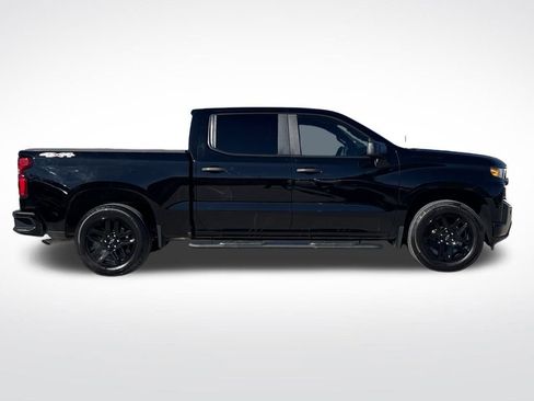 Used 2022 Chevrolet Silverado 1500 Custom w/ LPO, Blackout Package image 8