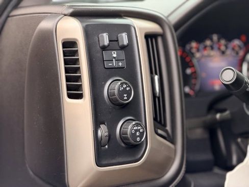 Used 2015 GMC Sierra 2500 Denali w/ Duramax Plus Package image 7