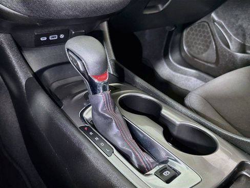 Used 2024 Chevrolet Malibu RS FWD image 14