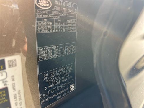 Used 2024 Land Rover Defender 110 X image 39