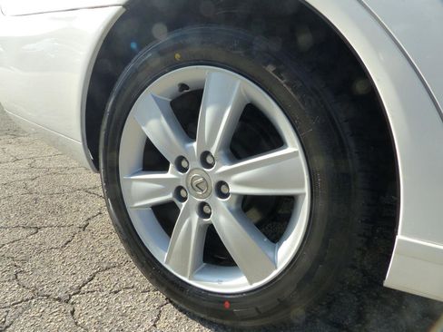 Used 2005 Lexus ES 330 image 28