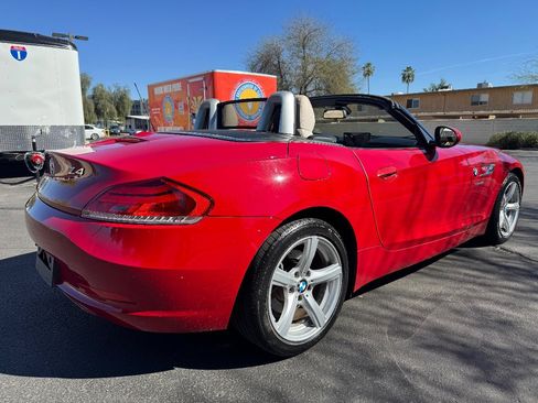 Used 2014 BMW Z4 sDrive28i image 7