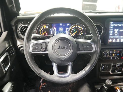 Used 2023 Jeep Wrangler Sahara w/ Cold Weather Group image 20