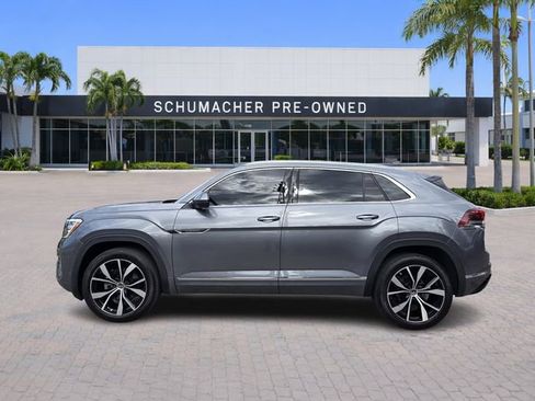 Certified 2024 Volkswagen Atlas Cross Sport SEL Premium R-Line AWD/4WD image 4