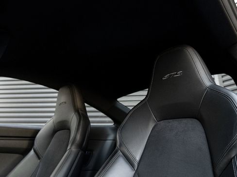 Certified 2023 Porsche 911 Carrera GTS image 14