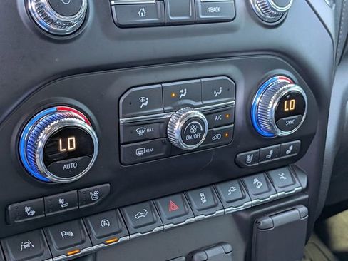 Used 2021 GMC Sierra 1500 Denali w/ Denali Carbonpro Edition image 26