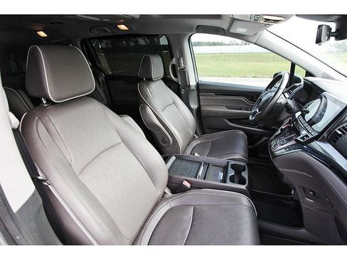 Used 2022 Honda Odyssey Elite image 8