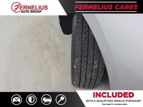 Used 2022 Chevrolet Equinox LT AWD/4WD image 15